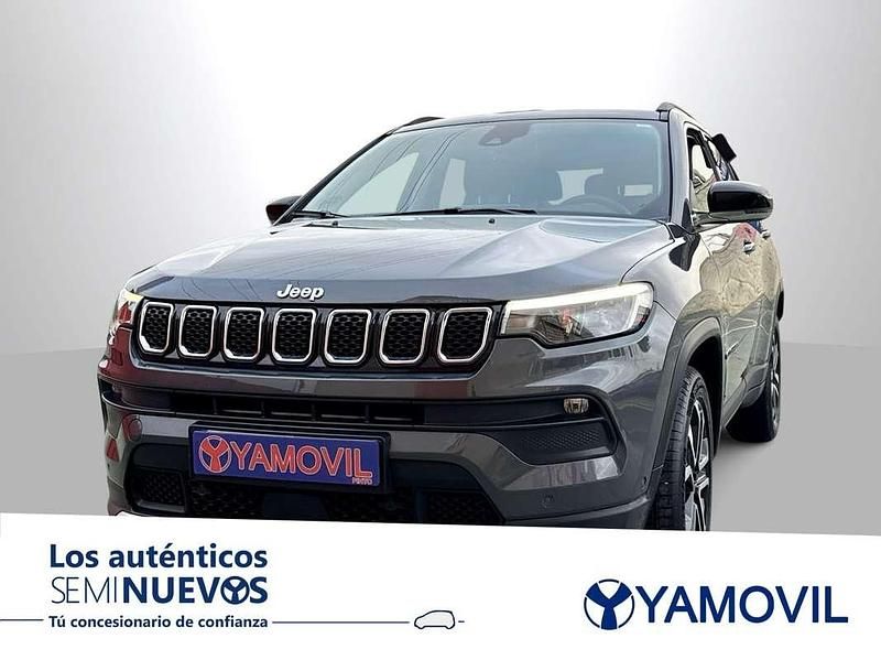 Usado Jeep Compass Limited 150 CV (110 kW) 2021 Gris SUV