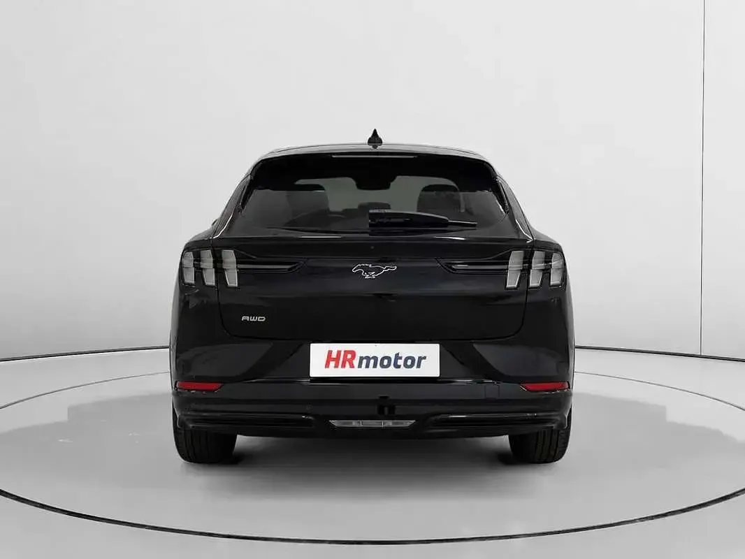 Usado Ford Mustang Mach-E 197 kW (269 CV) 2023 Negro SUV