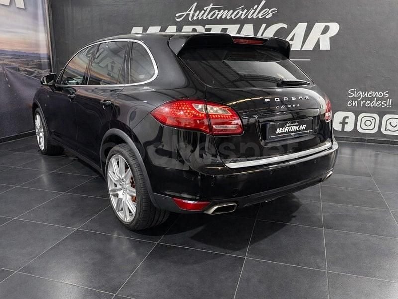 Usado Porsche Cayenne Platinum Edition 245 CV (180 kW) 2013 Negro SUV