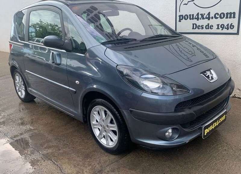 Usado Peugeot 1007 109 CV (80 kW) 2006 Gris Monovolumen