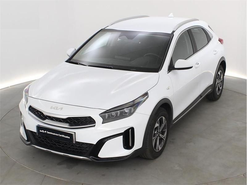 Usado Kia XCeed 100 CV (73 kW) 2025 Blanco SUV