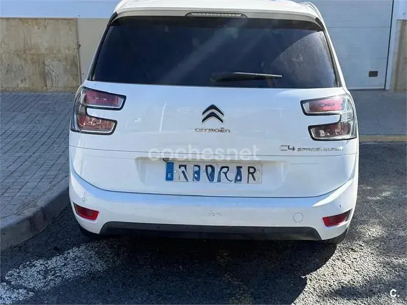 Usado Citroën C4 SpaceTourer Feel 130 CV (95 kW) 2018 Blanco Monovolumen