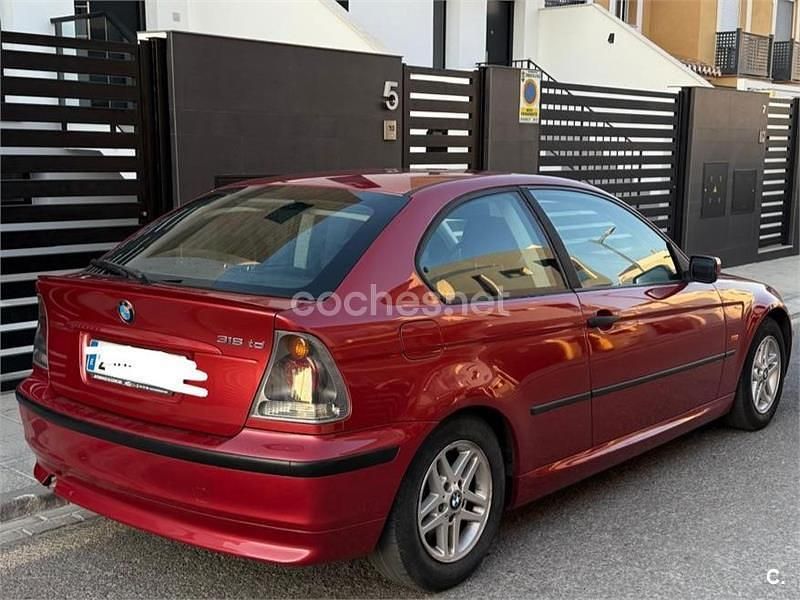 Usado BMW 318 115 CV (84 kW) 2003 Granate Berlina