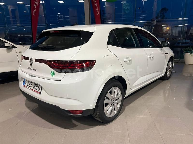 Usado Renault Mégane IV Equilibre 140 CV (102 kW) 2022 Blanco Berlina