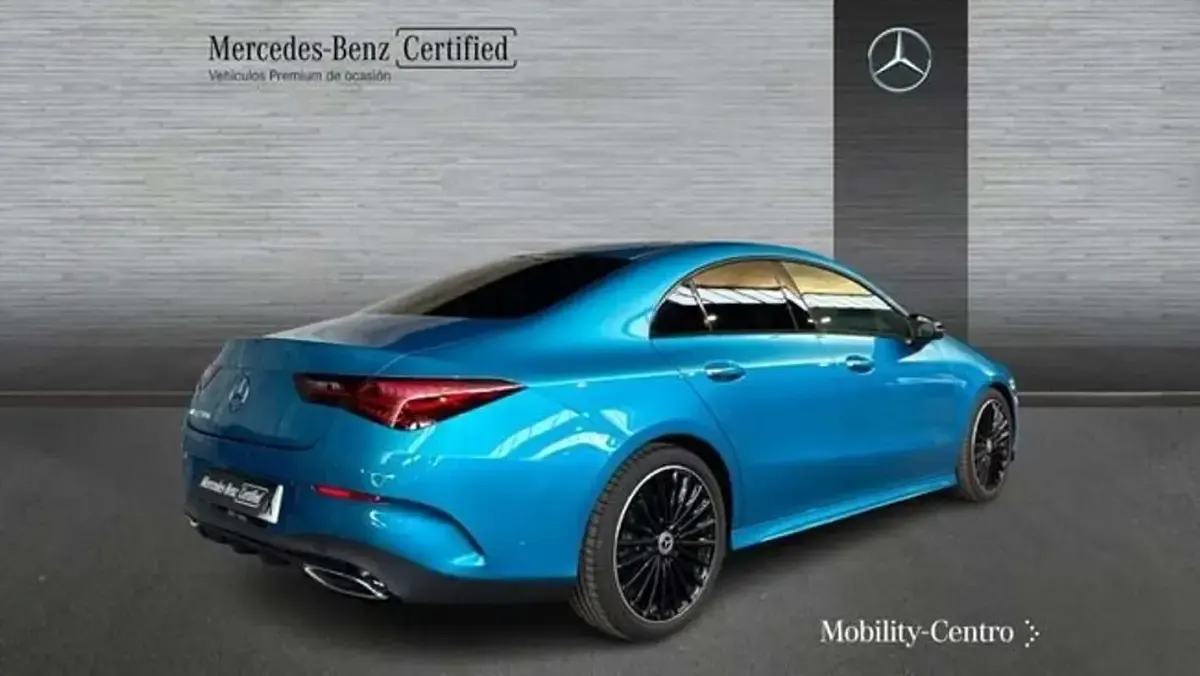 Usado Mercedes CLA220 190 CV (139 kW) 2025 Azul Coupe