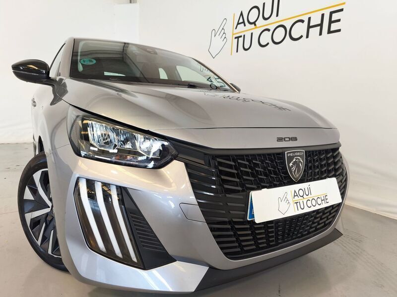 Gris / plata Usado 2024 Peugeot 208 Active Utilitario | 16.500 € (Un poco caro) - Imagen 1/4