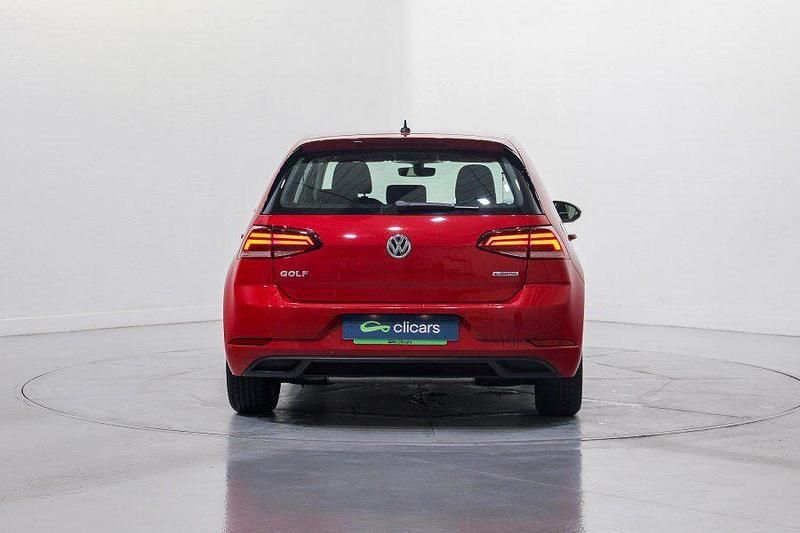 Usado VW Golf VII Edition 130 CV (95 kW) 2019 Rojo Berlina