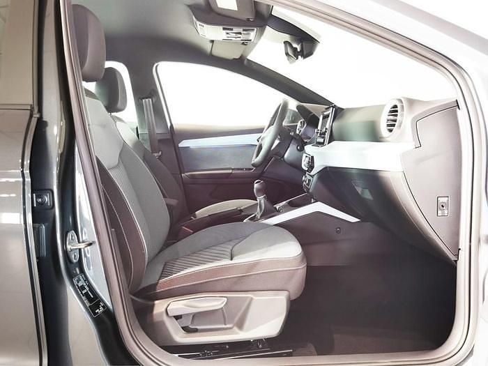 Usado Seat Ibiza XCELLENCE 115 CV (84 kW) 2025 Gris Utilitario