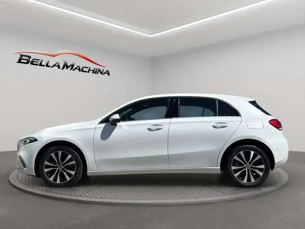 Usado Mercedes A250 218 CV (160 kW) 2022 Blanco Berlina