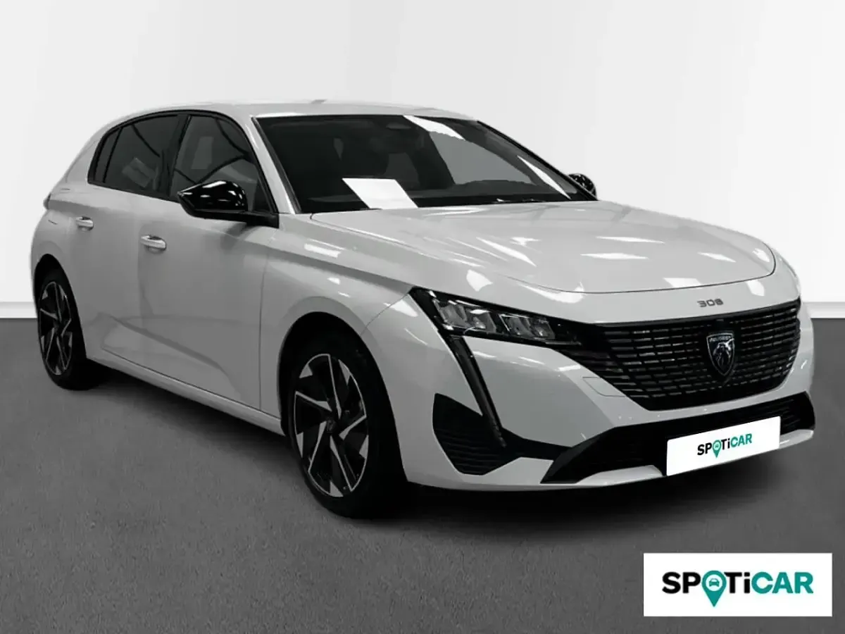 Usado Peugeot 308 Allure 130 CV (95 kW) 2024 Blanco Berlina