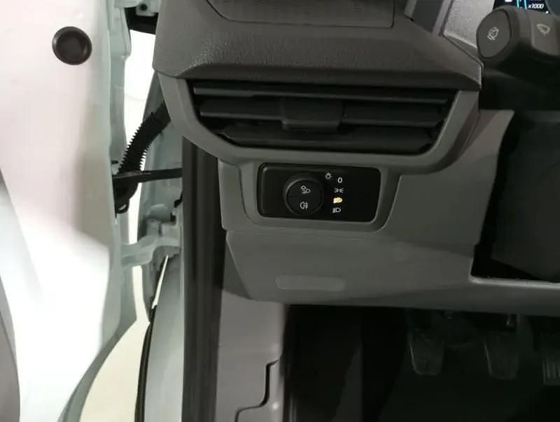 Usado VW Transporter 110 CV (80 kW) 2025 Van