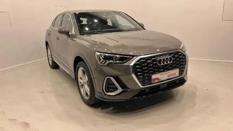 Gris/plata Nuevo 2024 Audi Q8 SUV | 95.990 € - Imagen 1/4