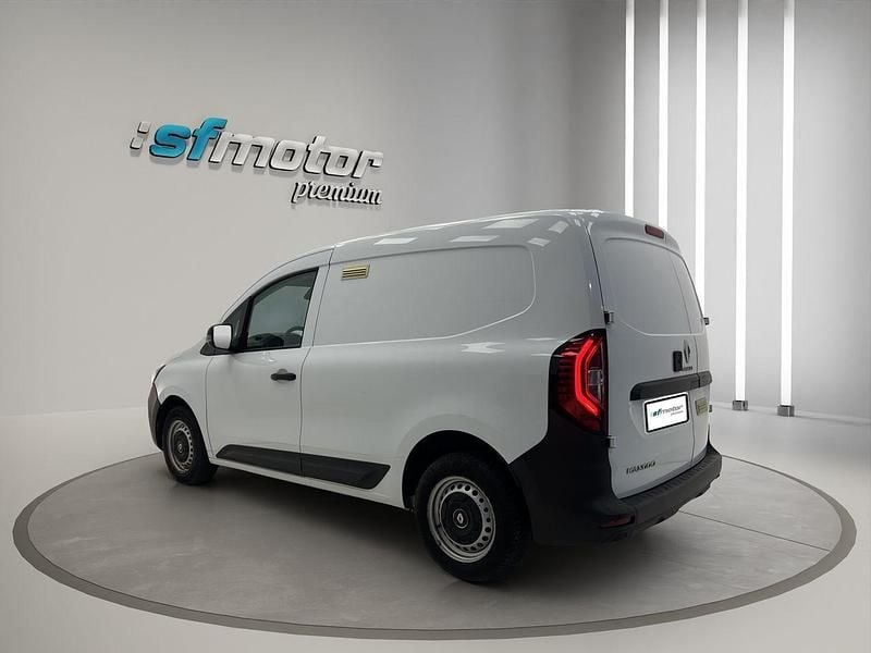Usado Renault Kangoo 80 kW (109 CV) 2022 Blanco Monovolumen