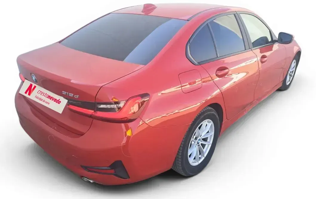 Usado BMW 318 Comfort Edition 150 CV (110 kW) 2022 Rojo Berlina