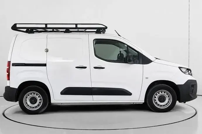 Usado Peugeot Partner 102 CV (75 kW) 2024 Monovolumen