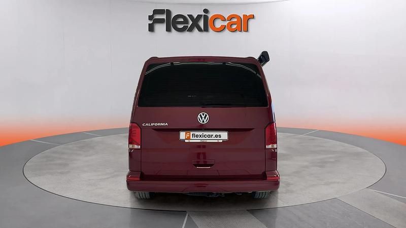 Usado VW California Beach 151 CV (111 kW) 2020 Granate Van