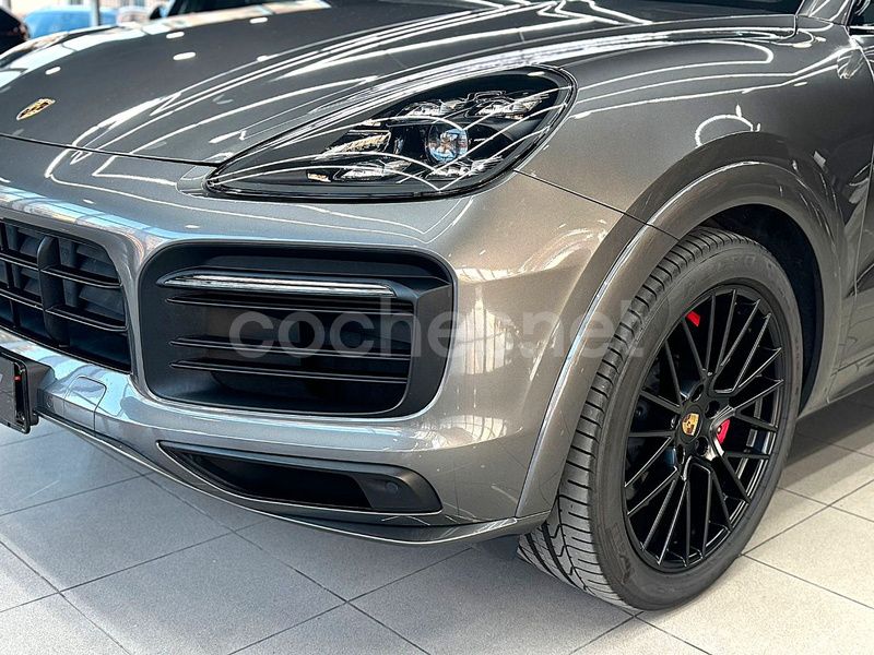 Usado Porsche Cayenne GTS 460 CV (338 kW) 2020 Gris SUV
