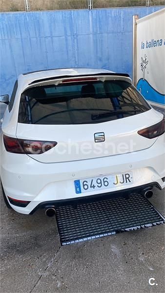 Usado Seat Leon FR 180 CV (132 kW) 2015 Blanco Berlina