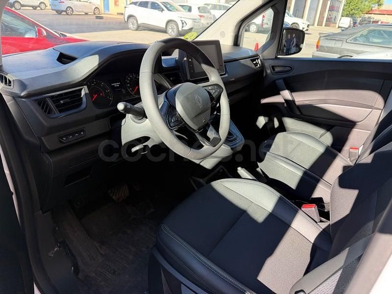 Usado Renault Kangoo 95 CV (69 kW) 2024 Blanco Monovolumen