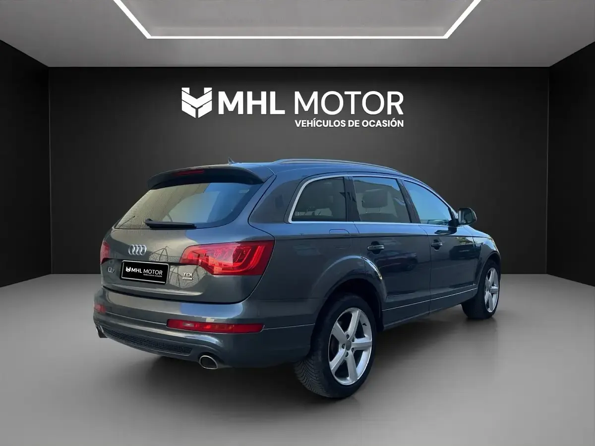 Usado Audi Q7 Ambition 245 CV (180 kW) 2015 Gris SUV