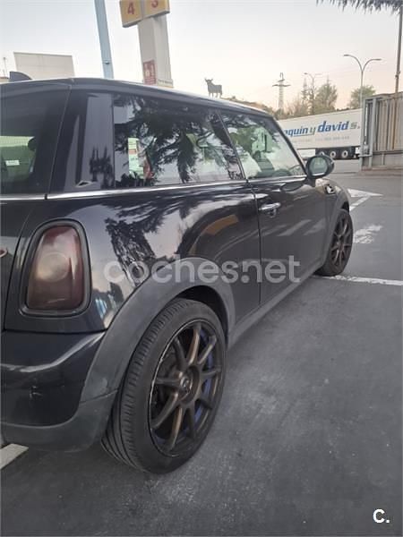 Usado Mini Cooper D 110 CV (80 kW) 2007 Negro Utilitario