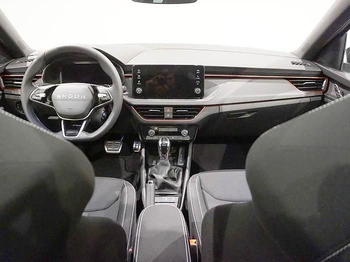 Nuevo Skoda Scala Monte Carlo 115 CV (84 kW) 2025 Gris Utilitario