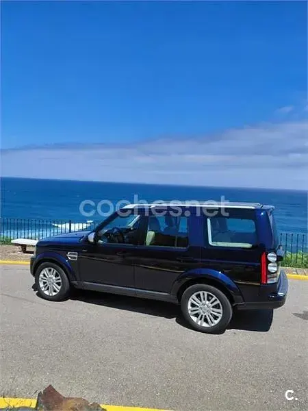 Usado Land Rover Discovery 4 HSE 255 CV (187 kW) 2014 Azul SUV
