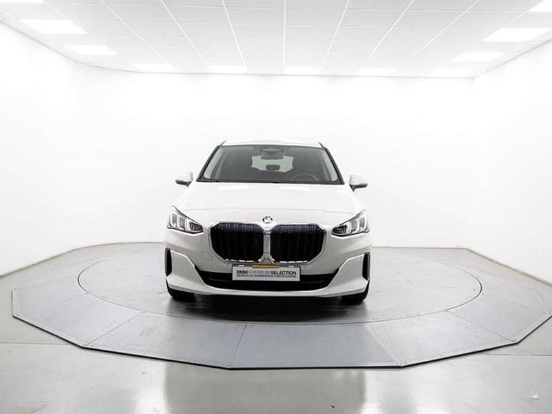 Usado BMW 218 Active Tourer 150 CV (110 kW) 2025 Blanco Monovolumen