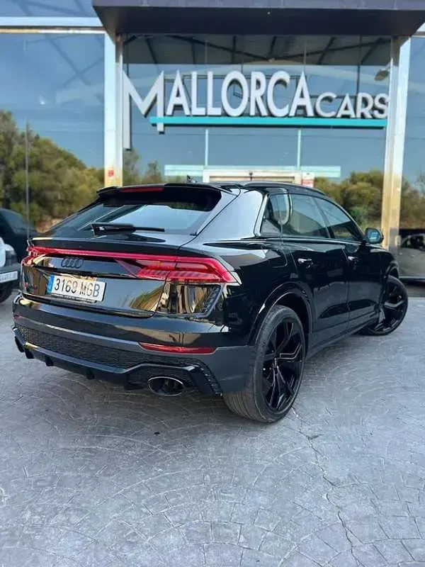 Usado Audi Q8 Ambiente 600 CV (441 kW) 2023 Negro SUV