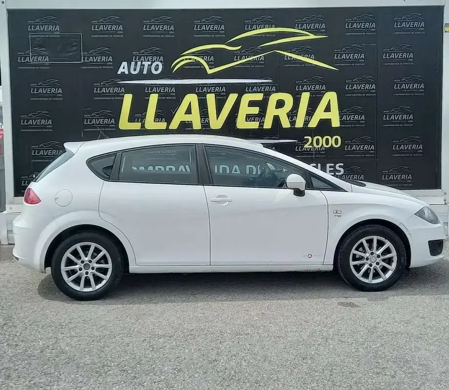 Usado Seat Leon Copa 105 CV (77 kW) 2012 Blanco Utilitario
