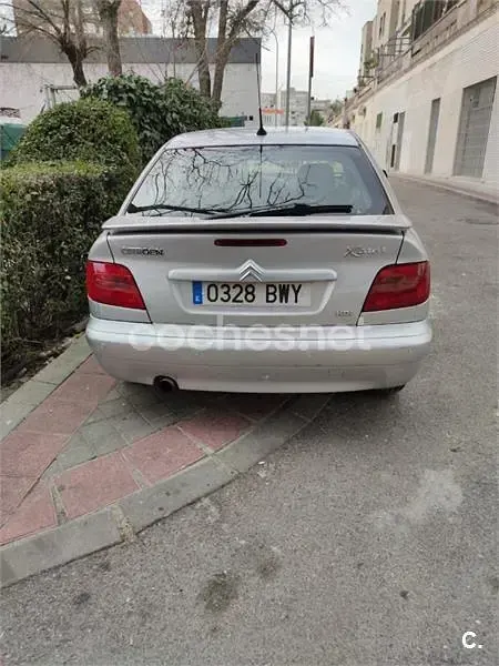Usado Citroën Xsara Exclusive 90 CV (66 kW) 2002 Blanco Berlina