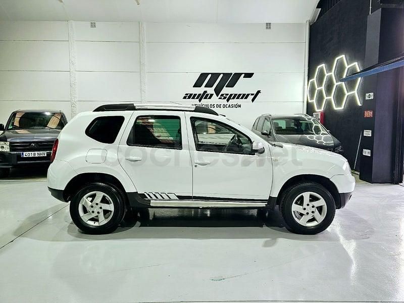 Usado Dacia Duster Ambiance 105 CV (77 kW) 2012 Blanco SUV