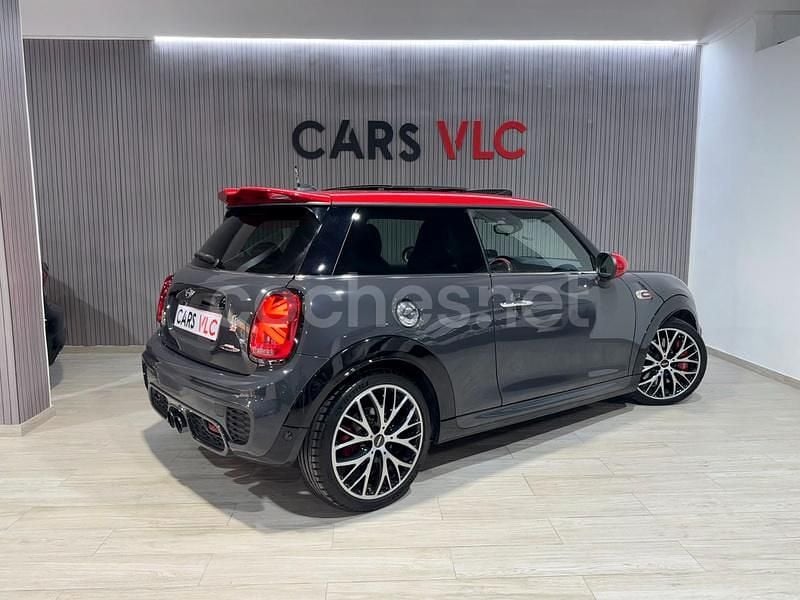 Usado Mini John Cooper Works 231 CV (169 kW) 2016 Gris / plata Utilitario