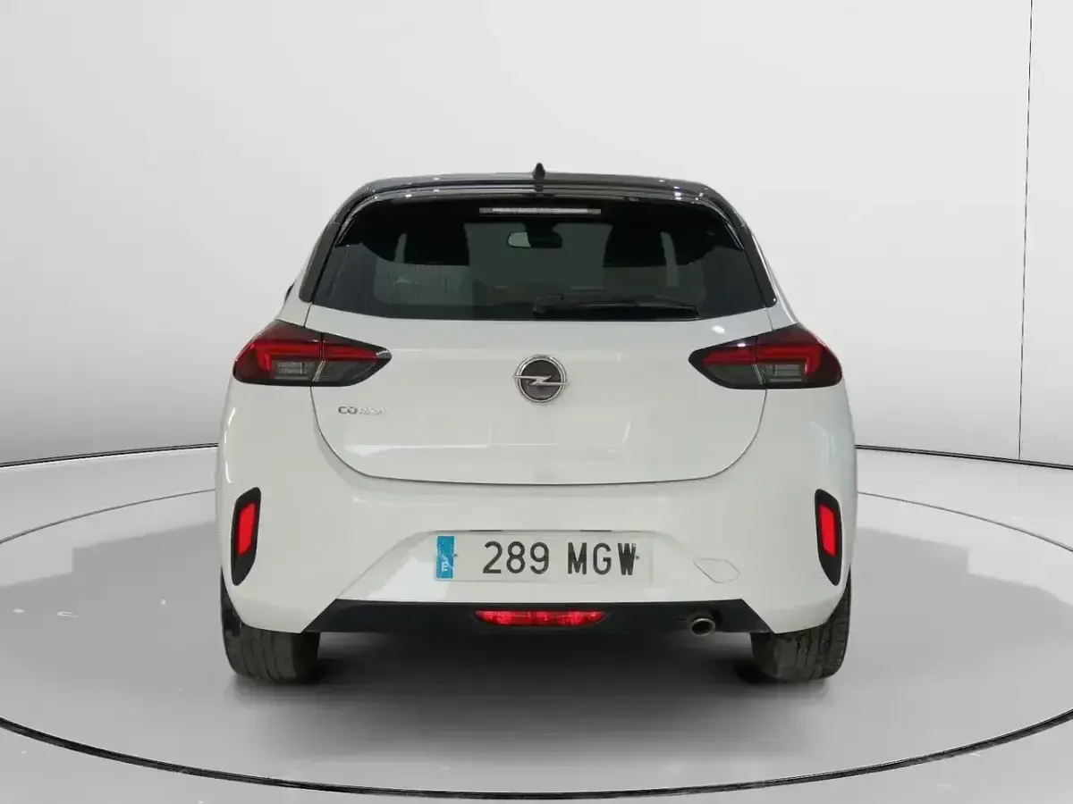 Usado Opel Corsa 101 CV (74 kW) 2023 Blanco Berlina