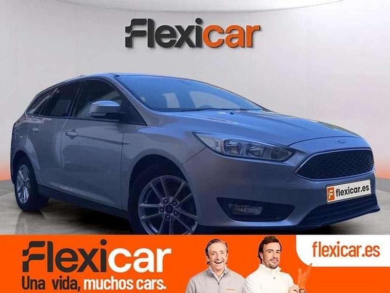 Gris Usado 2017 Ford Focus Business Edition Utilitario | 9490 € (Buen precio) - Imagen 1/4