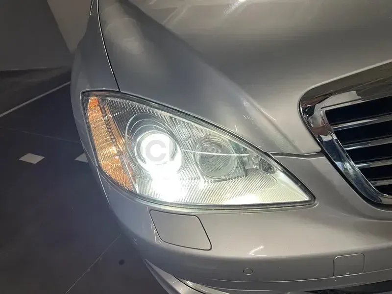 Usado Mercedes S320 235 CV (172 kW) 2006 Gris / plata Berlina