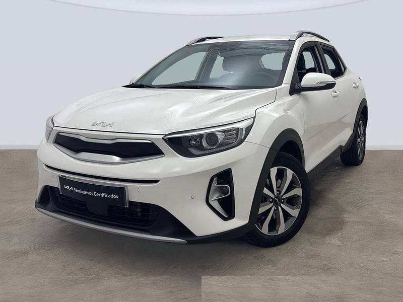Blanco Usado 2021 Kia Stonic SUV | 16.995 € (Precio justo) - Imagen 1/4