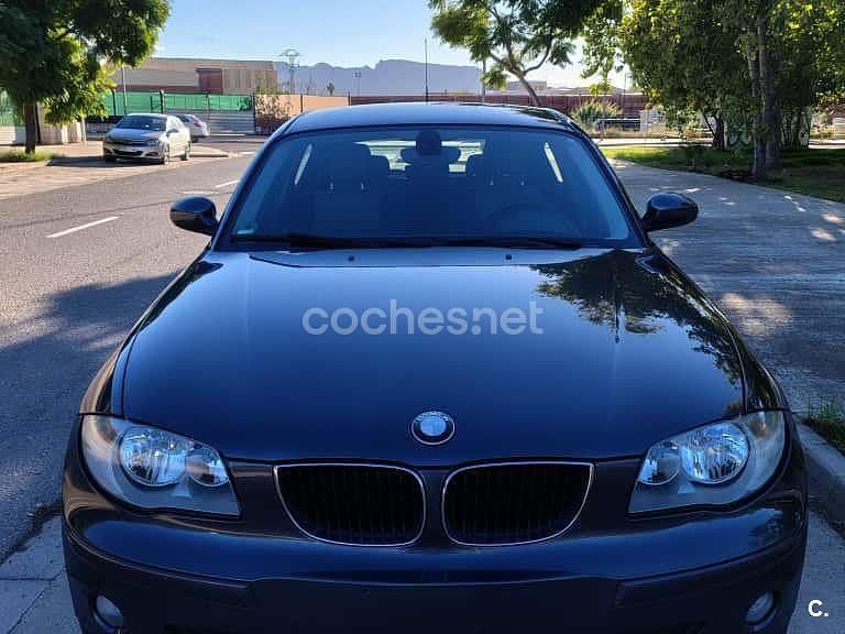Usado BMW 116 115 CV (84 kW) 2005 Gris / plata Utilitario
