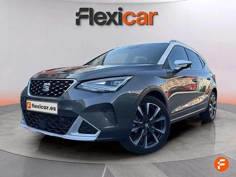 Usado Seat Arona Xperience 150 CV (110 kW) 2024 Gris SUV