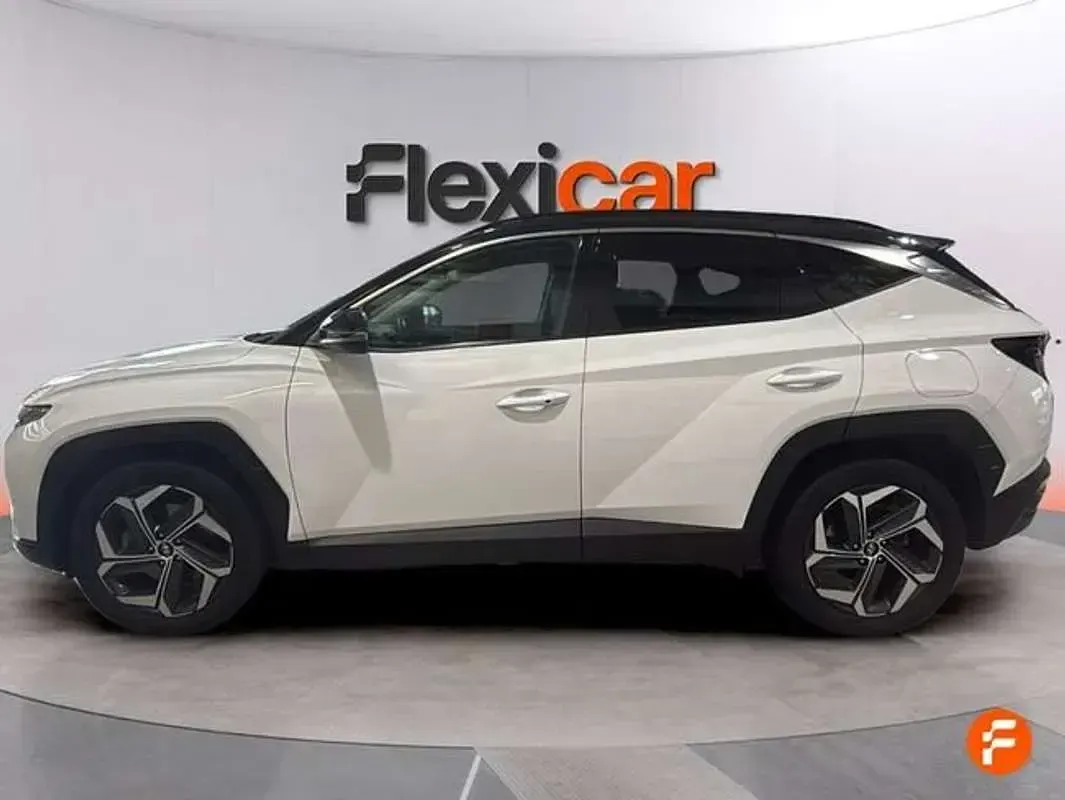 Usado Hyundai Tucson Style 180 CV (132 kW) 2022 Blanco SUV