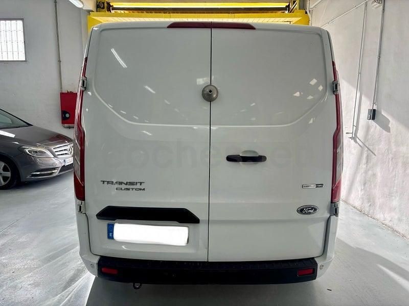 Usado Ford Transit Custom Limited 150 CV (110 kW) 2022 Blanco Monovolumen