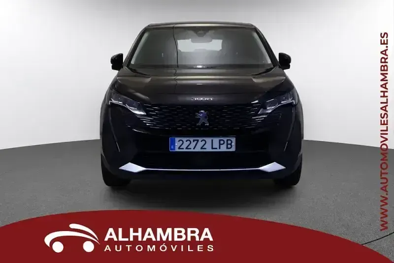 Usado Peugeot 3008 Active 130 CV (95 kW) 2021 Negro SUV