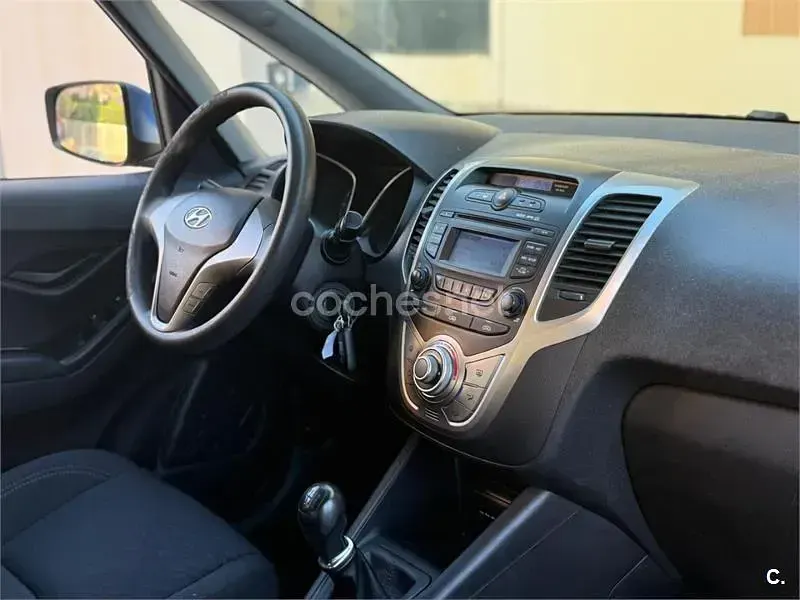 Usado Hyundai ix20 Classic 90 CV (66 kW) 2011 Azul Utilitario