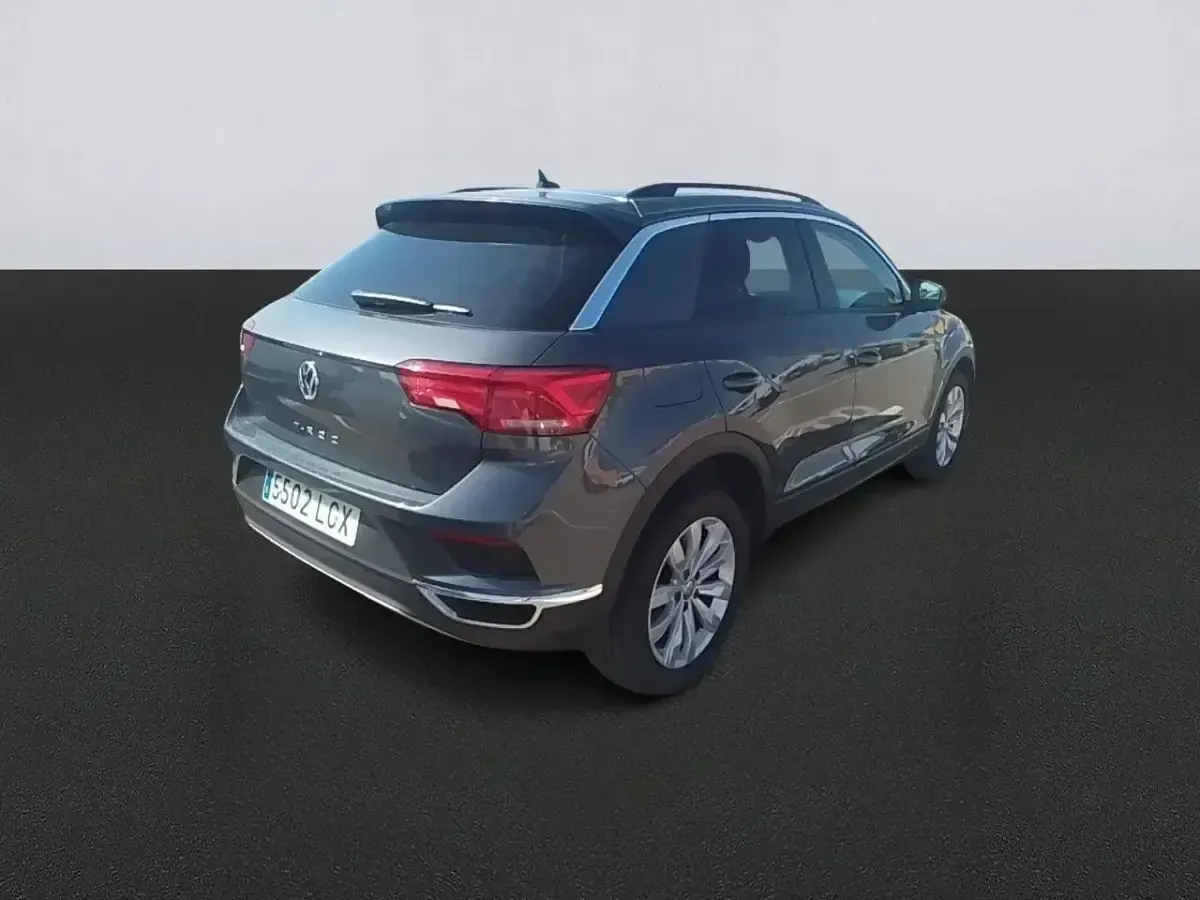 Usado VW T-Roc Advance 116 CV (85 kW) 2019 Gris SUV