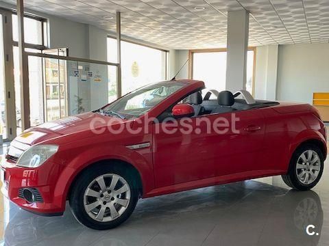 Rojo Usado 2005 Opel Tigra Sport Descapotable | 6200 € (Caro) - Imagen 1/4