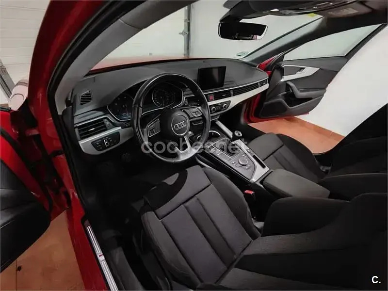 Usado Audi A4 S-Line 150 HP (110 kW) 2016 Vermelho Sedan