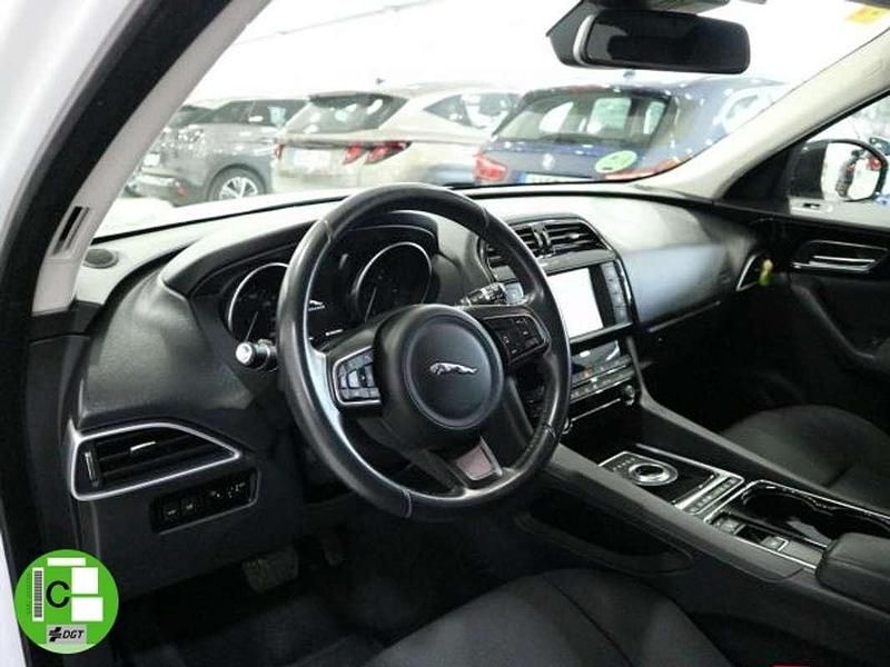 Usado Jaguar F-Pace Prestige 179 CV (131 kW) 2017 Blanco SUV