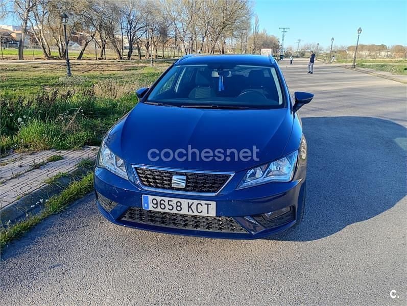 Usado Seat Leon ST Style 150 CV (110 kW) 2017 Azul Familiar