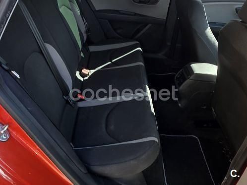 Usado Seat Leon Ecomotive 110 CV (80 kW) 2016 Rojo Berlina