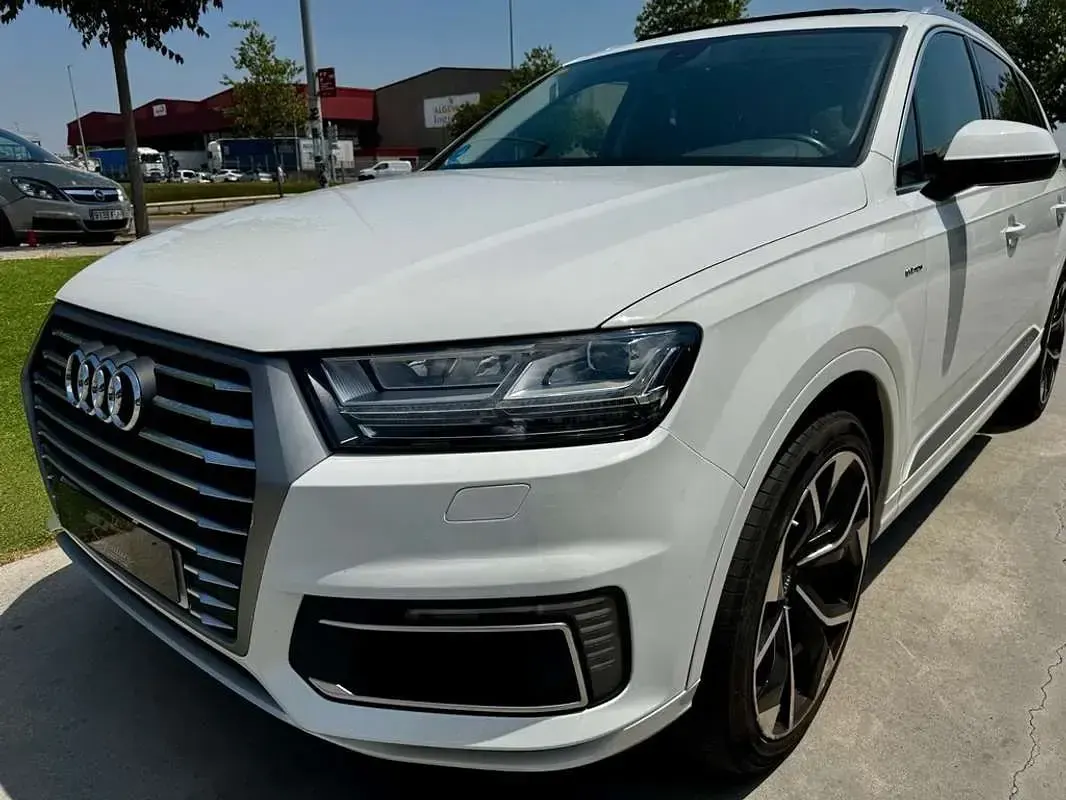Usado Audi Q7 Comfort 374 CV (275 kW) 2018 Blanco SUV